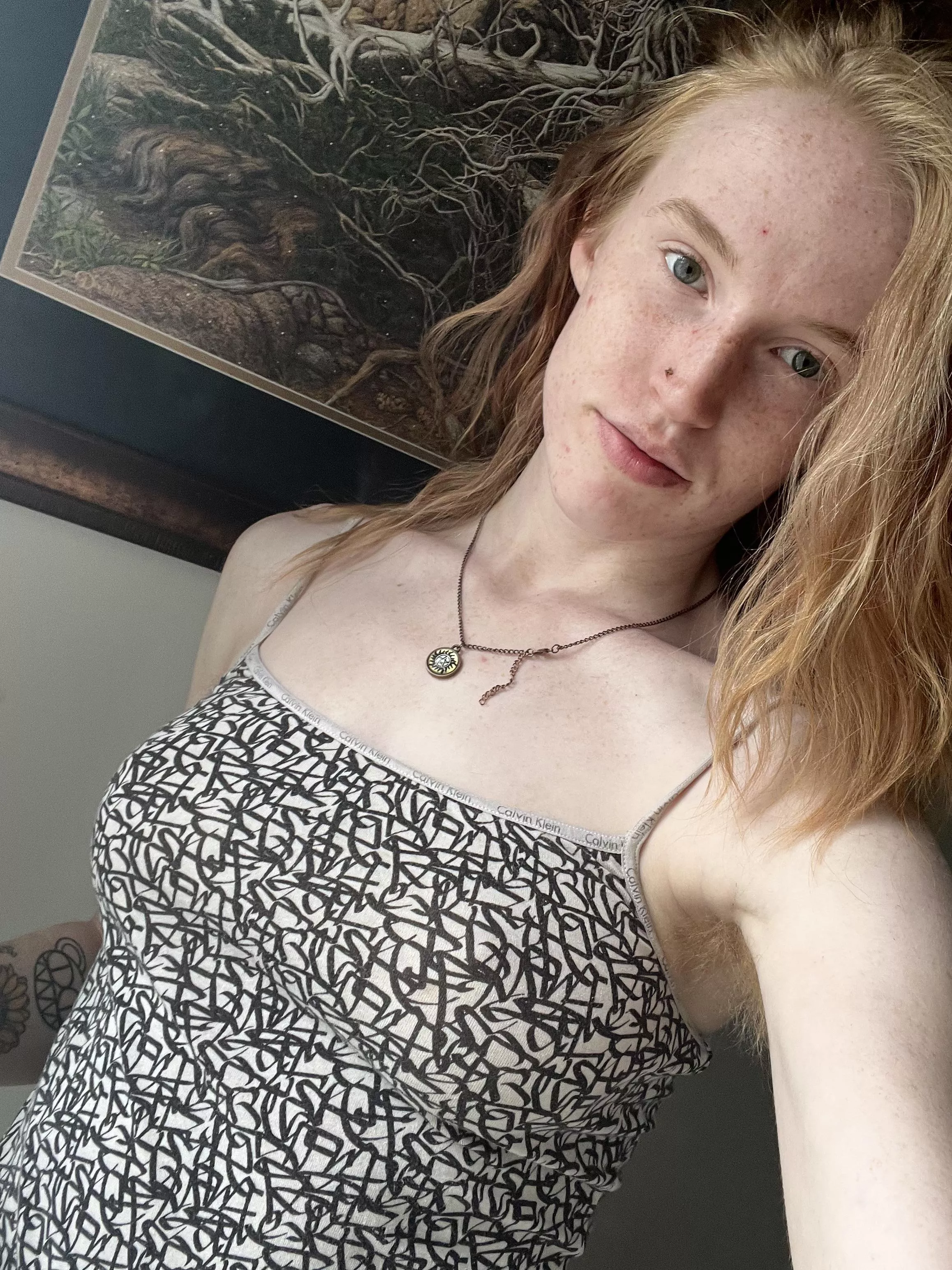 letting the sun catch me posted by PaytenPeachy