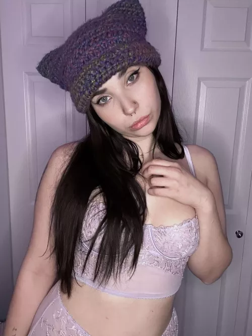 Meow meow muthafucka 💜💜 by angelicaharttt