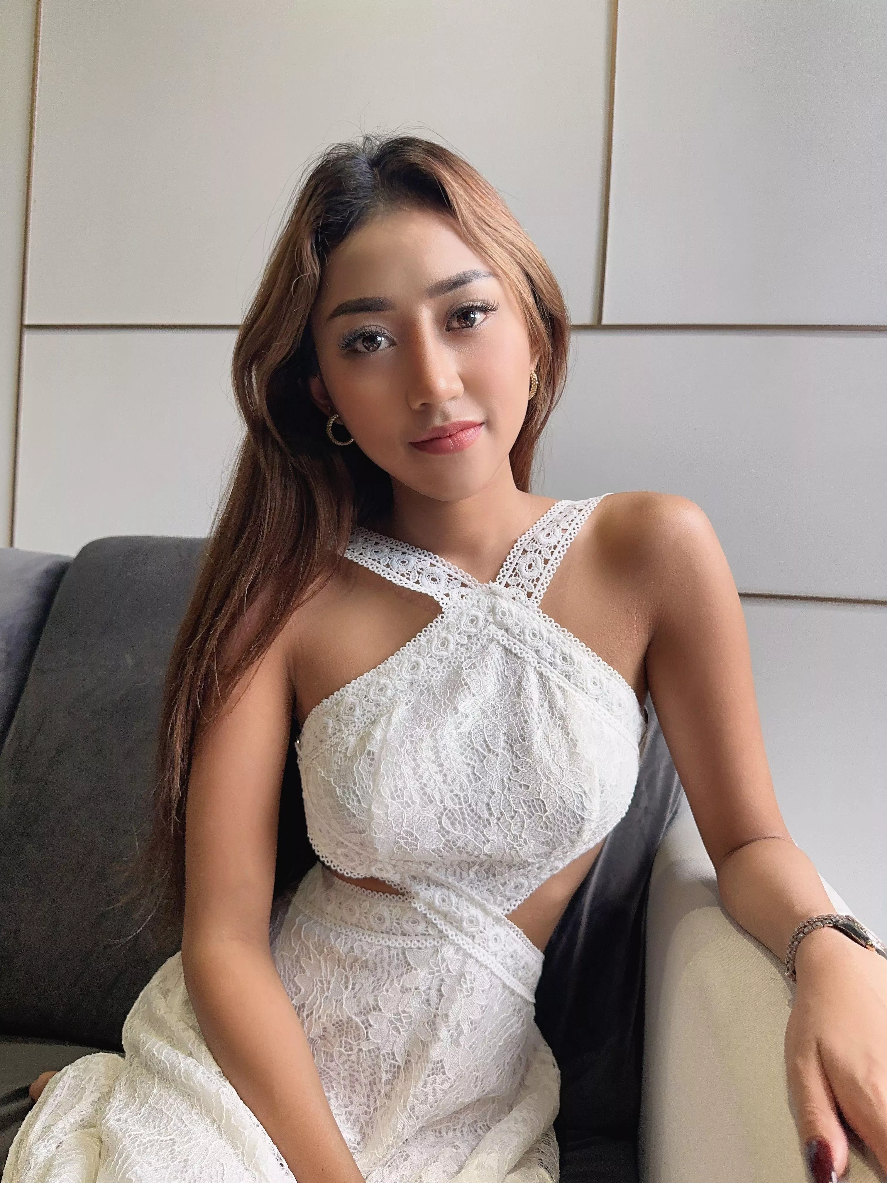 Mesmerizing you with each selfie posted by itsserin