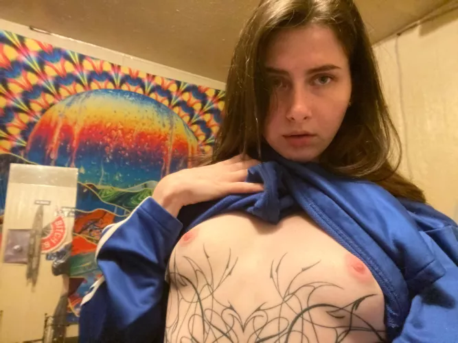 New day, new nipple picture (: by Moist-Piglet