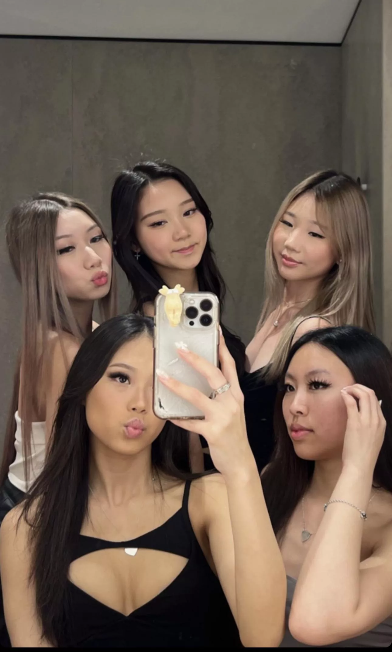 pick one 🔵🔵🔵🔵🔵🔵🔵🔵🔵🔵🔵🔵🔵🔵🔵 posted by SignalBluee