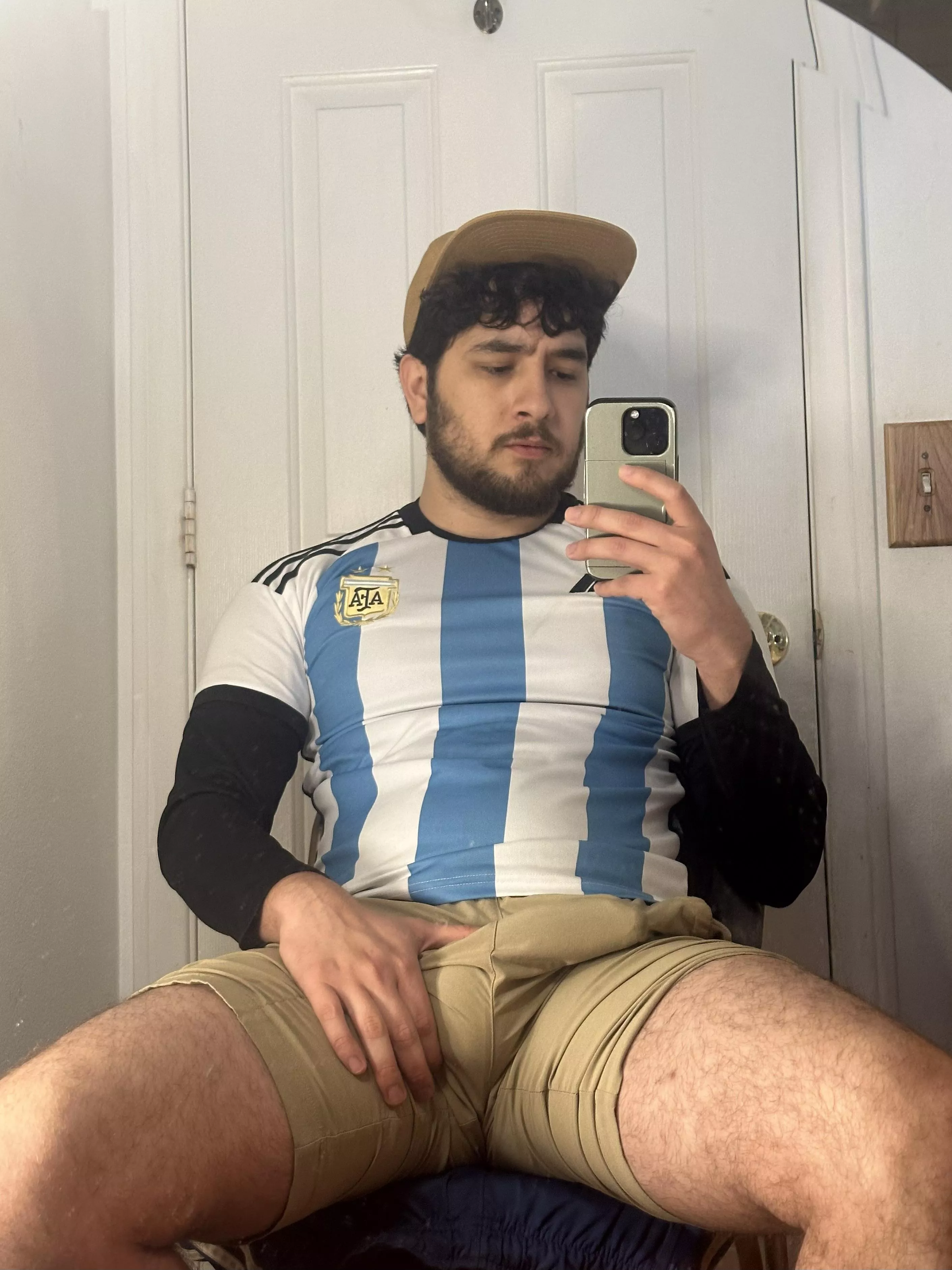 These shorts are kinda tight 😎 posted by amcrater