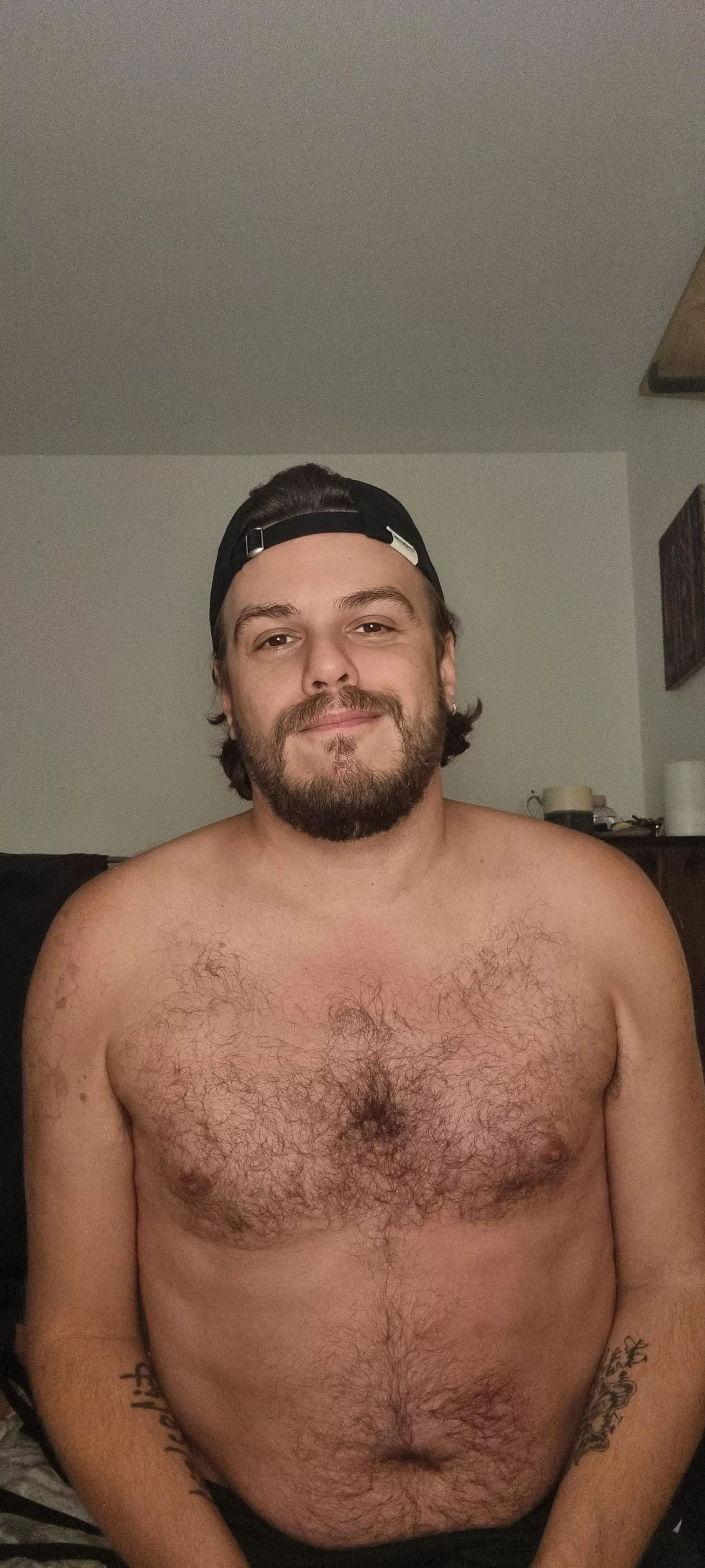 Trying to muster up strenght for that morning run... posted by aliablo666