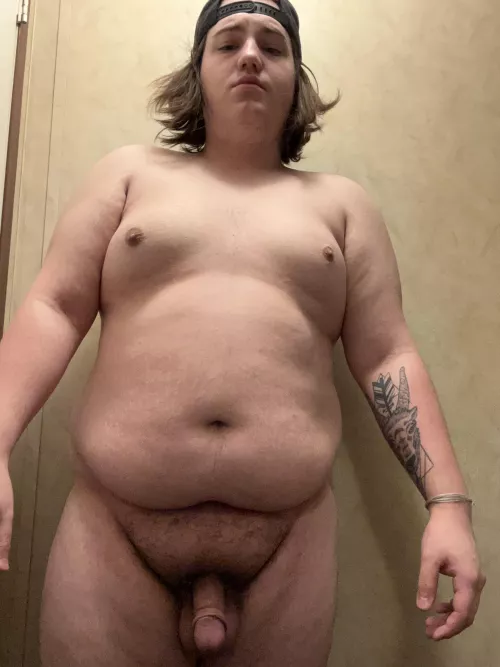 What are you doing if you catch me changing by Huckleberrryy_