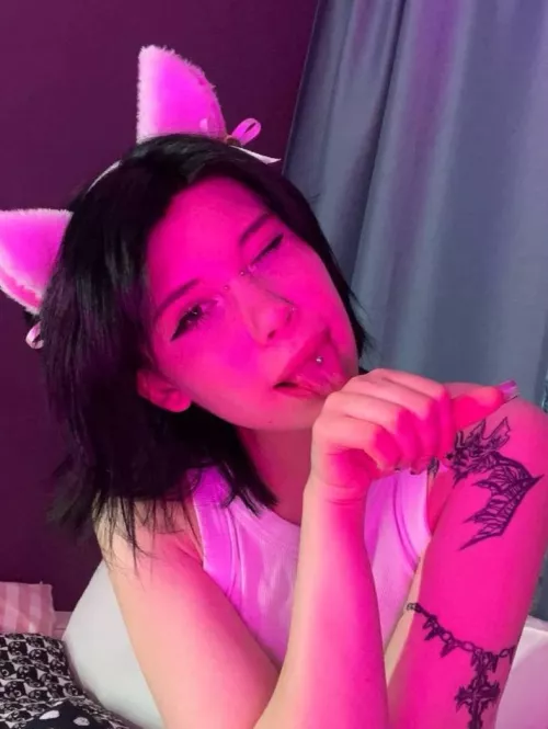 What would you do with the mouth of your obedient bitch? by Truecrochet184