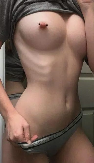 Would any older man will take advantage of my young body tonight? Perfect wife for u daddy posted by nahaj99