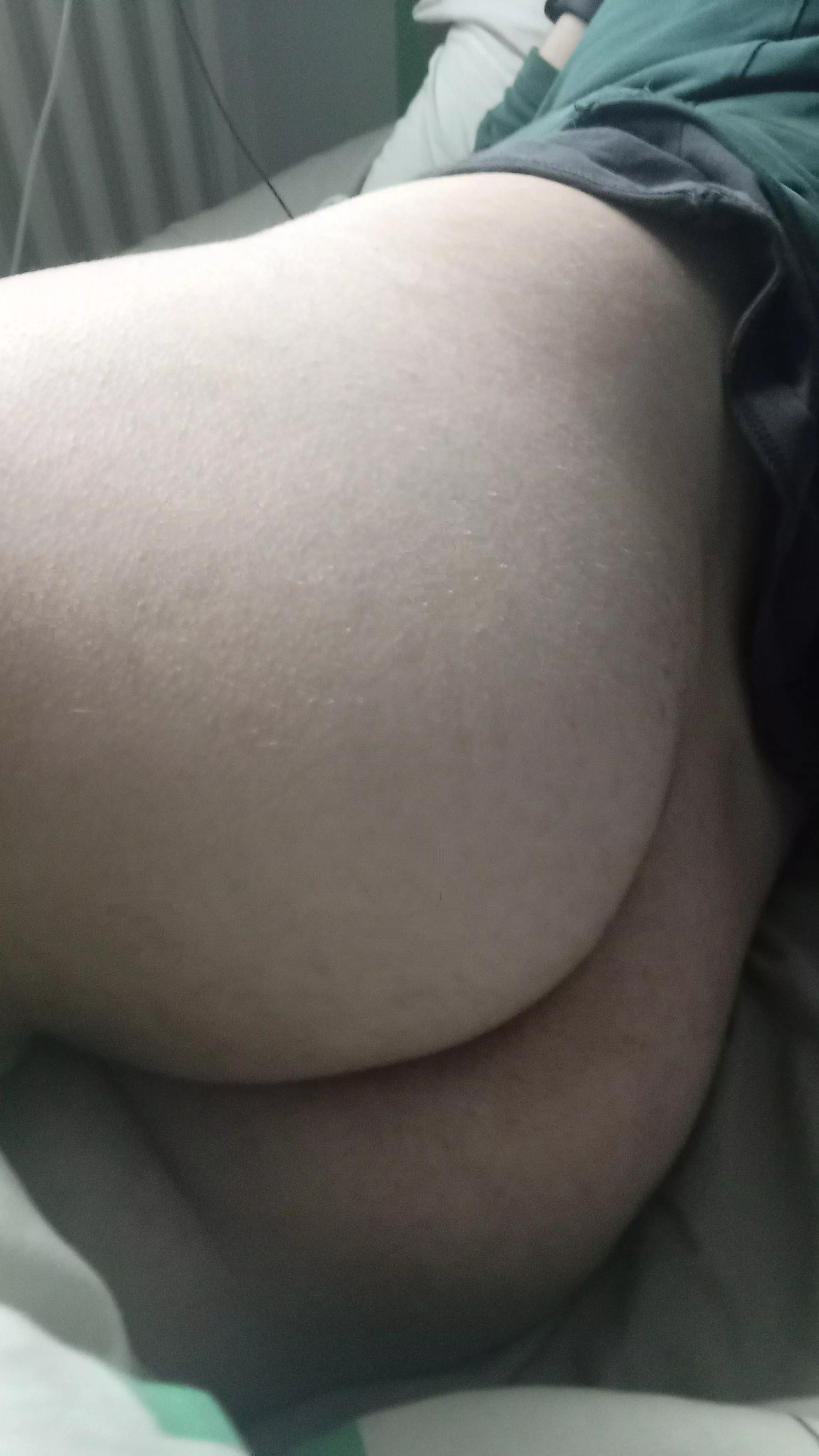 [23] What would you do if I sleep next to you like this 😴🤭 posted by CuteAngelFemboy