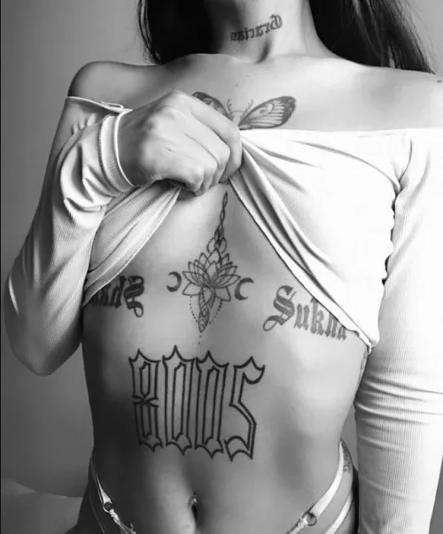 Body tatto by Aixtacy1