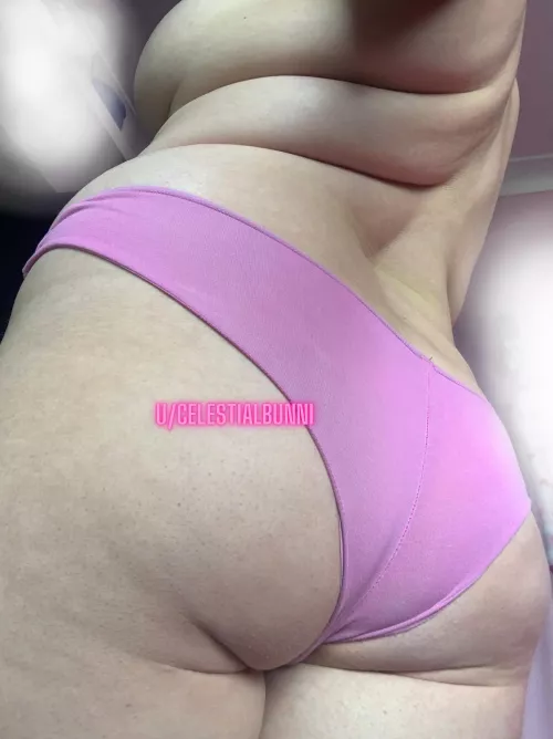 Can this Scottish girl sit on your face? by CelestialBunni