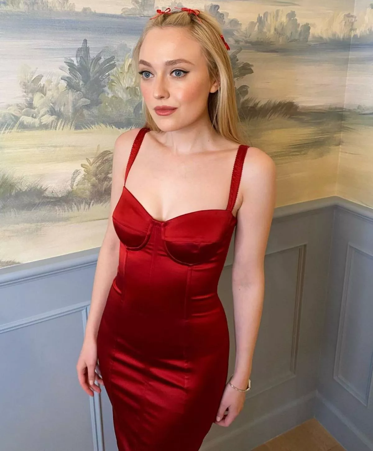 Dakota Fanning posted by Ree-Ko