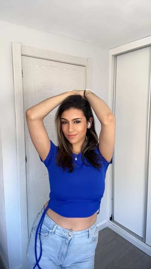 Does it matter how angels are dressed? I think you know when you see it... by Spooky-Yellowjacket