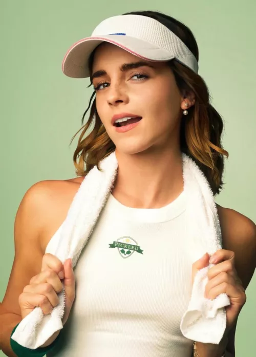 Emma Watson makes me so weak! Please make me go dumb gooning to her! by idkaccountname1