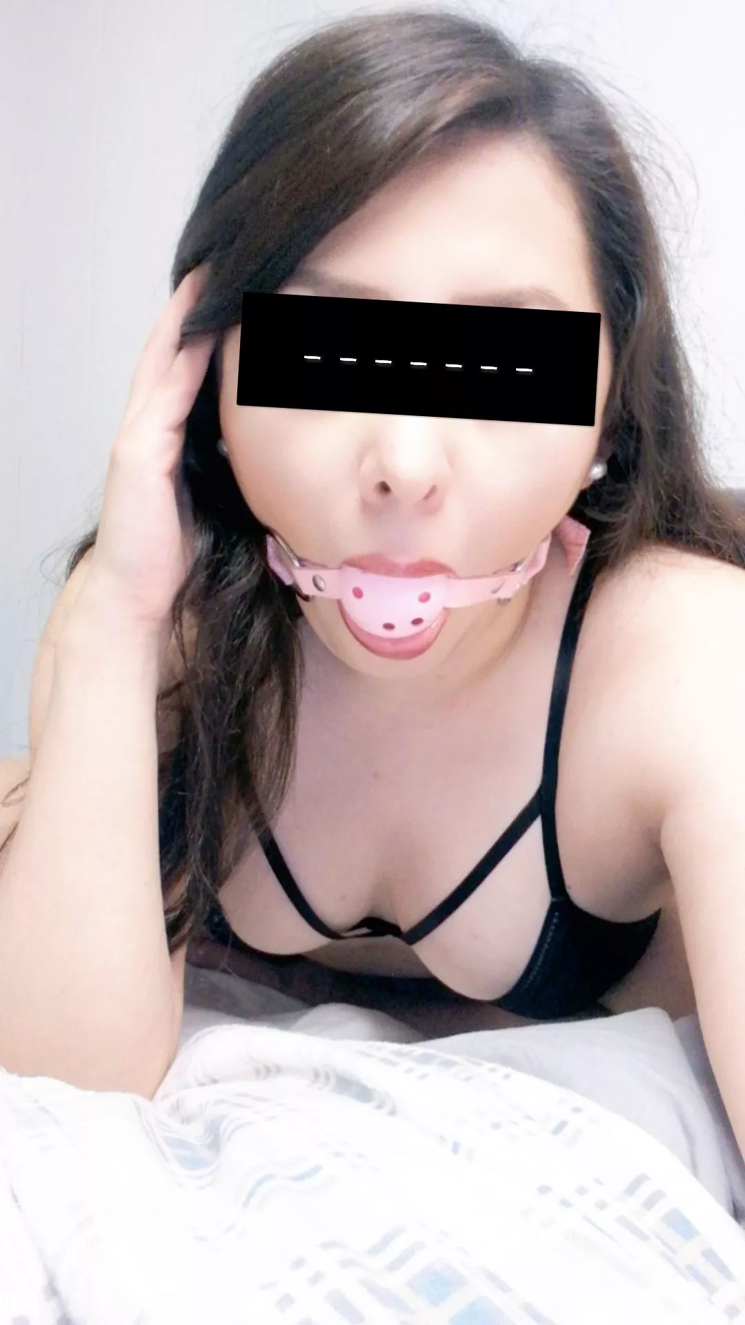 Getting ready for daddy posted by olivaamber