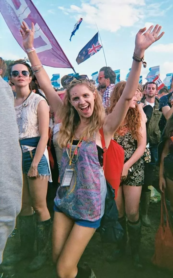 Hands in the air 🇬🇧 posted by Consistent_Wave_9960