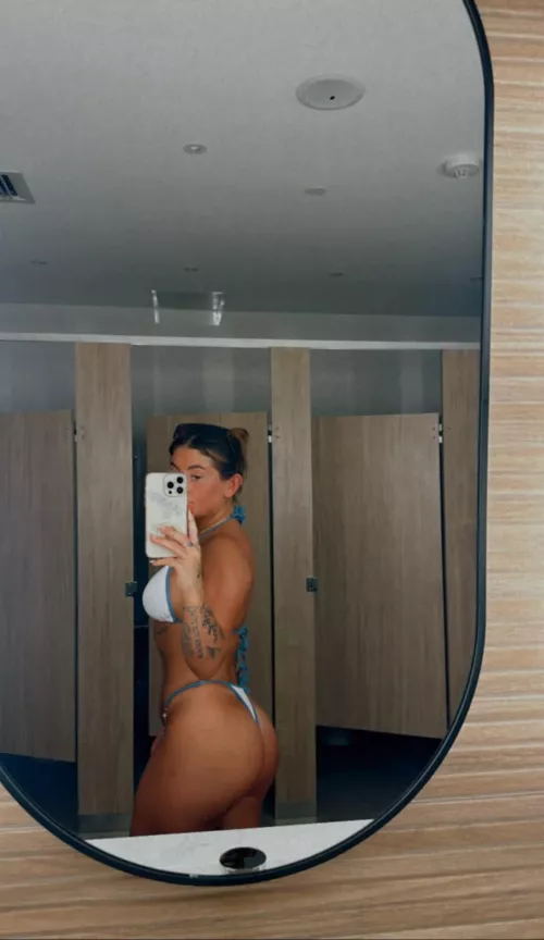 hey daddy, can you give me some booty slaps? by SoftBella_