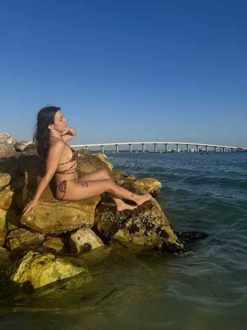 I may not be tall but I have gorgeous legs  by radbitchliv