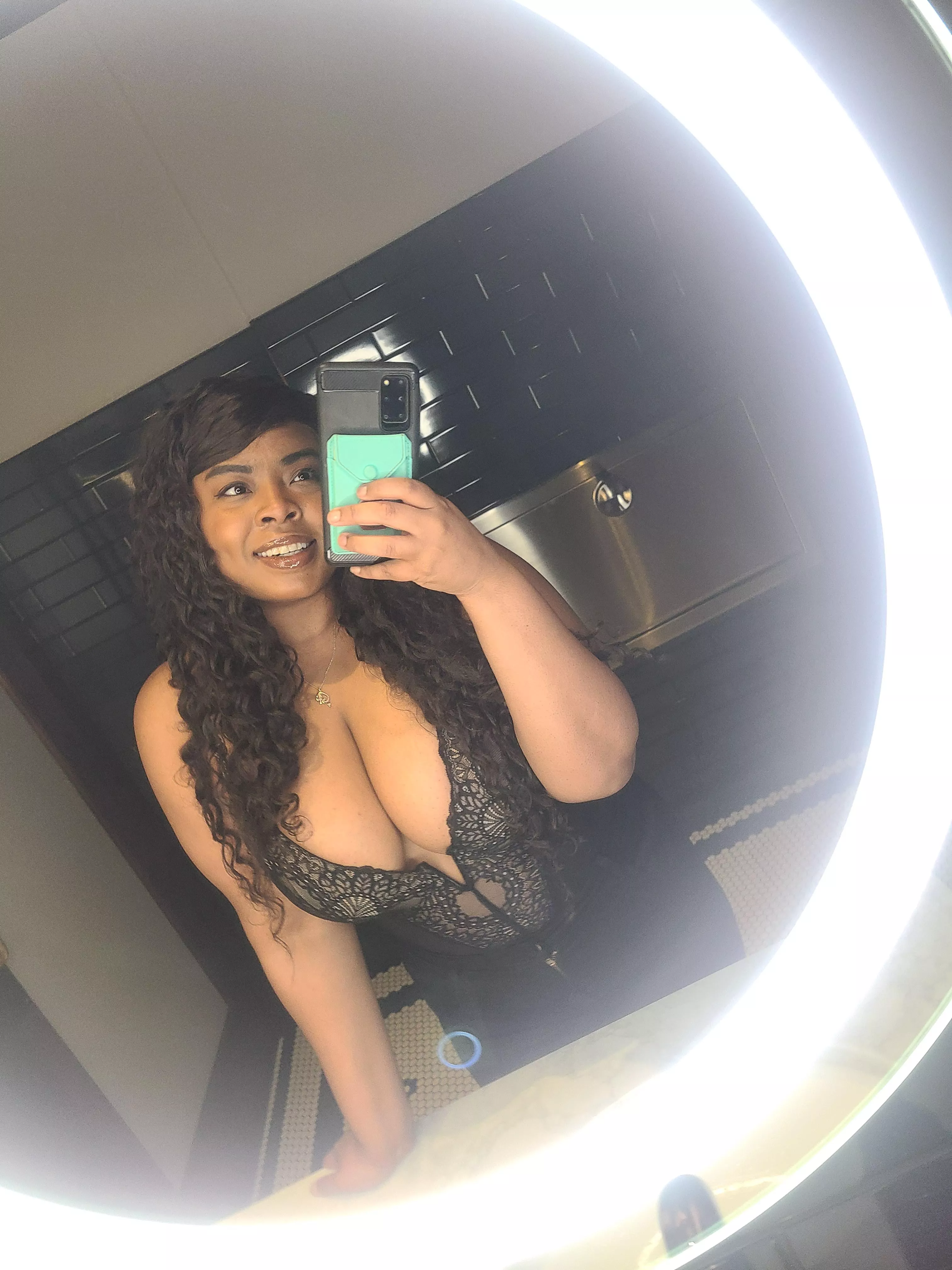 Just a pretty black girl posted by Coratexplorer