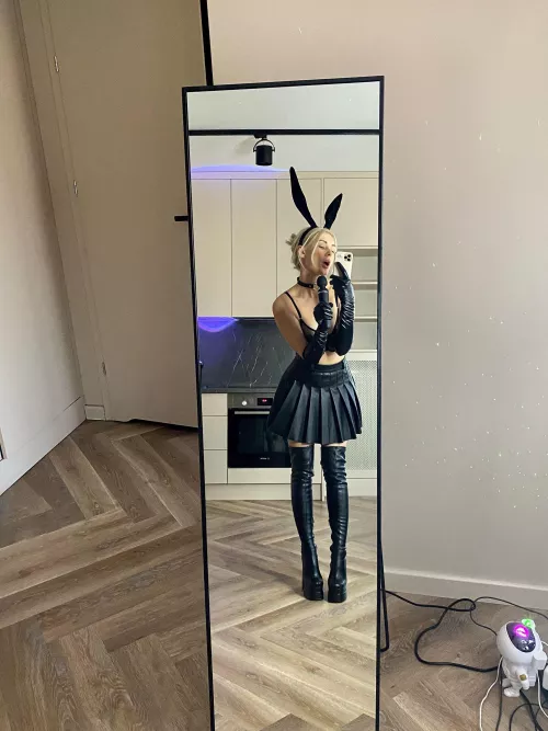 Let me take care of your morning wood [f] by TheLiterateKnocking