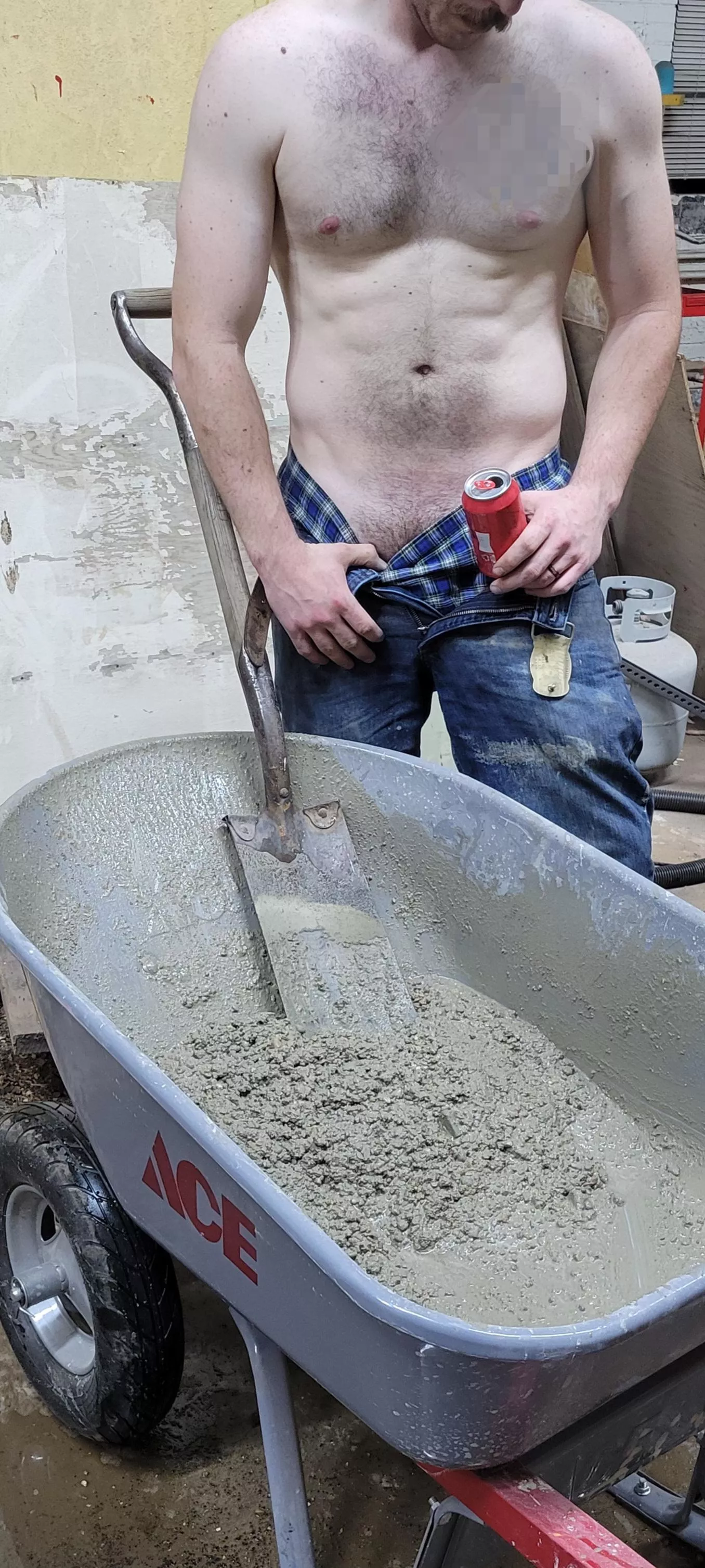 Let's have some fun while we wait for the concrete to set [32] posted by paramagic82