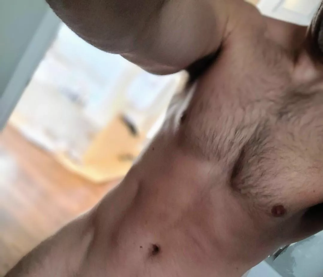 Mid-day roll in the sheets? (41) posted by CO_ski_