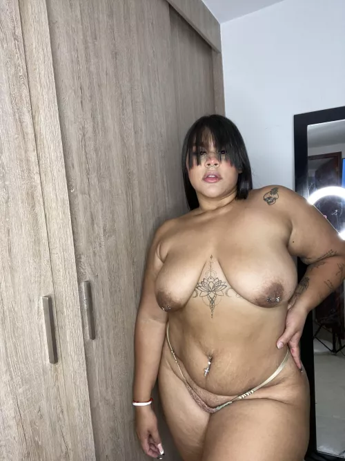 Natural tits and waist by weirdrianyf