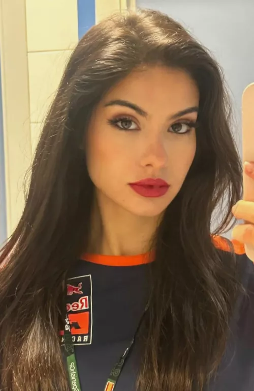 Paula Perez Sanchez by qwer5r