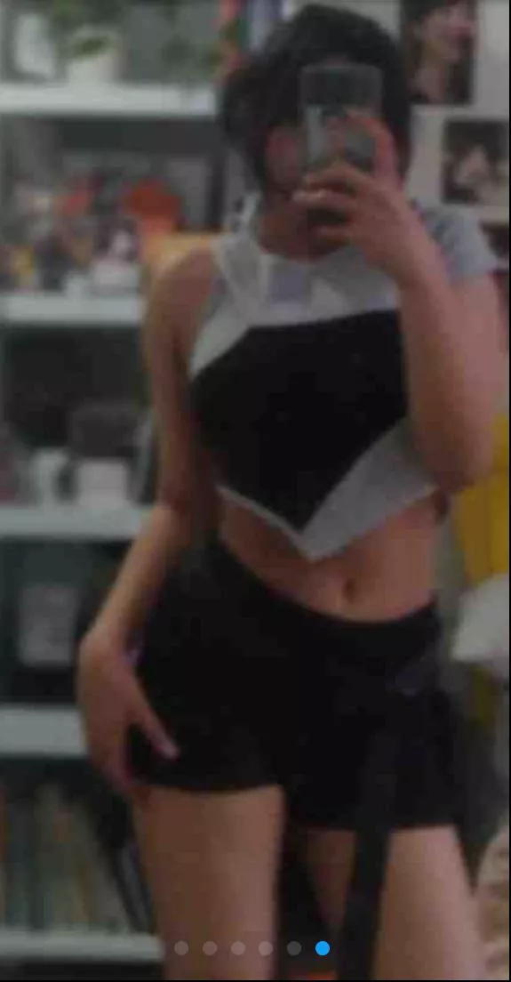 Persian 18 yo posted by Cute_Singer_389