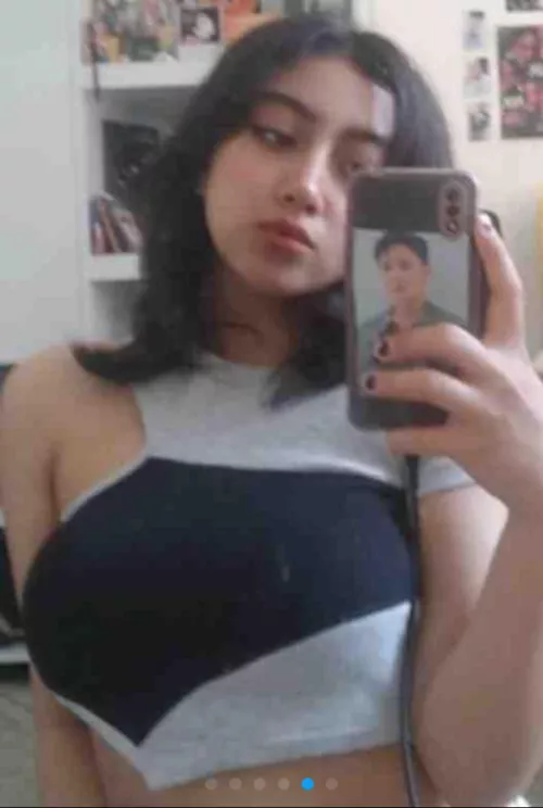 Persian 18 yo by Cute_Singer_389