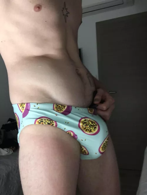 Ready to go swimming 👀 by Low_Nefariousness500