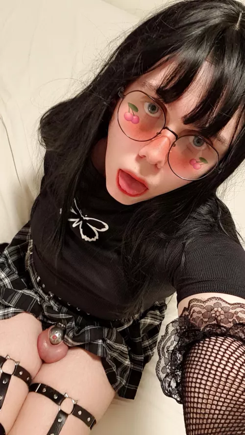 Remember girls, always stay locked and ready to take real dick!🔒🖤 by LittleMiaMave