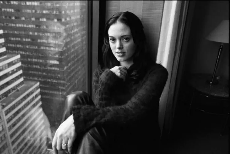 Rose McGowan by Creative_Beyond_8085