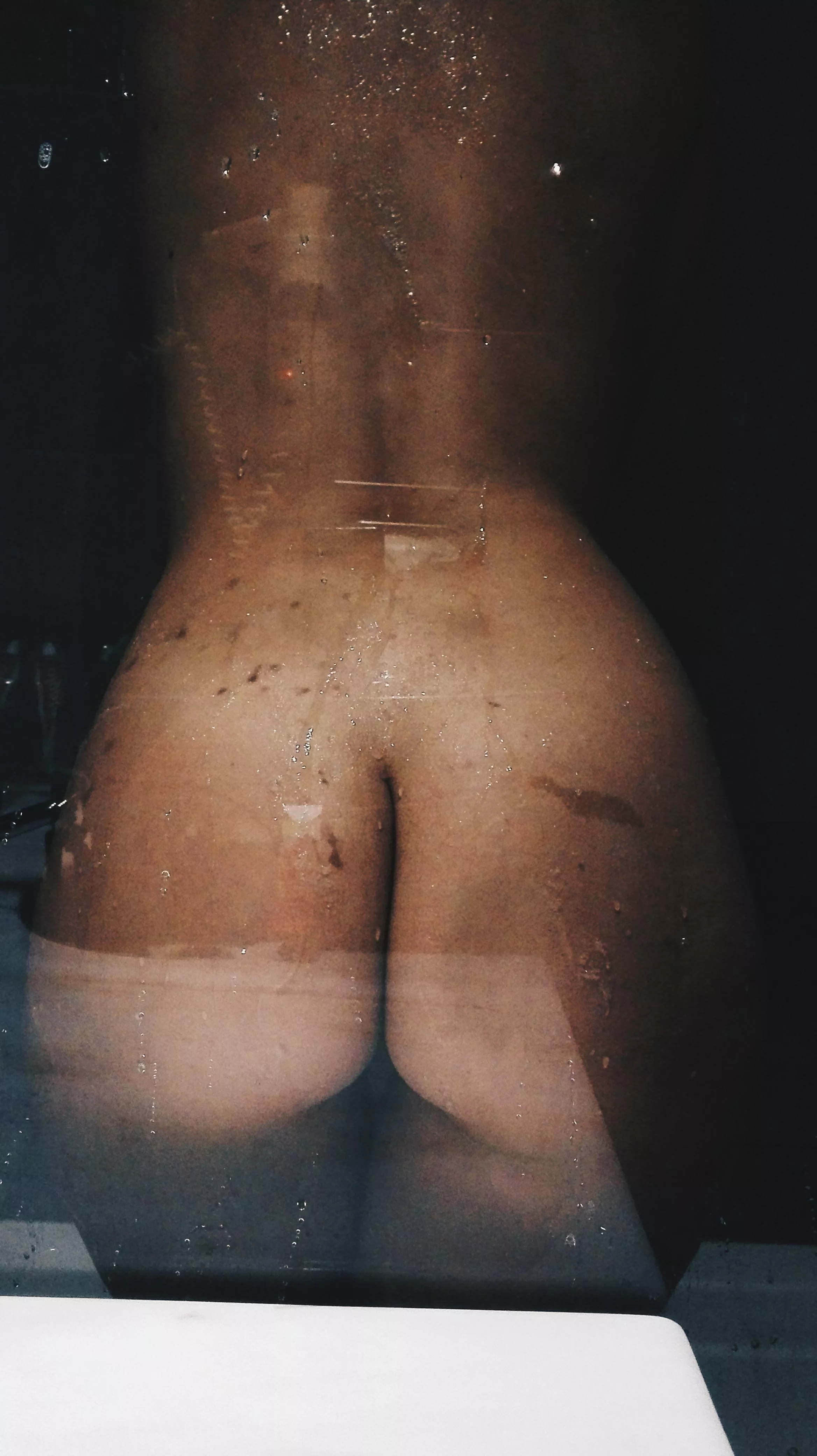 Shower cabin posted by OliHeart