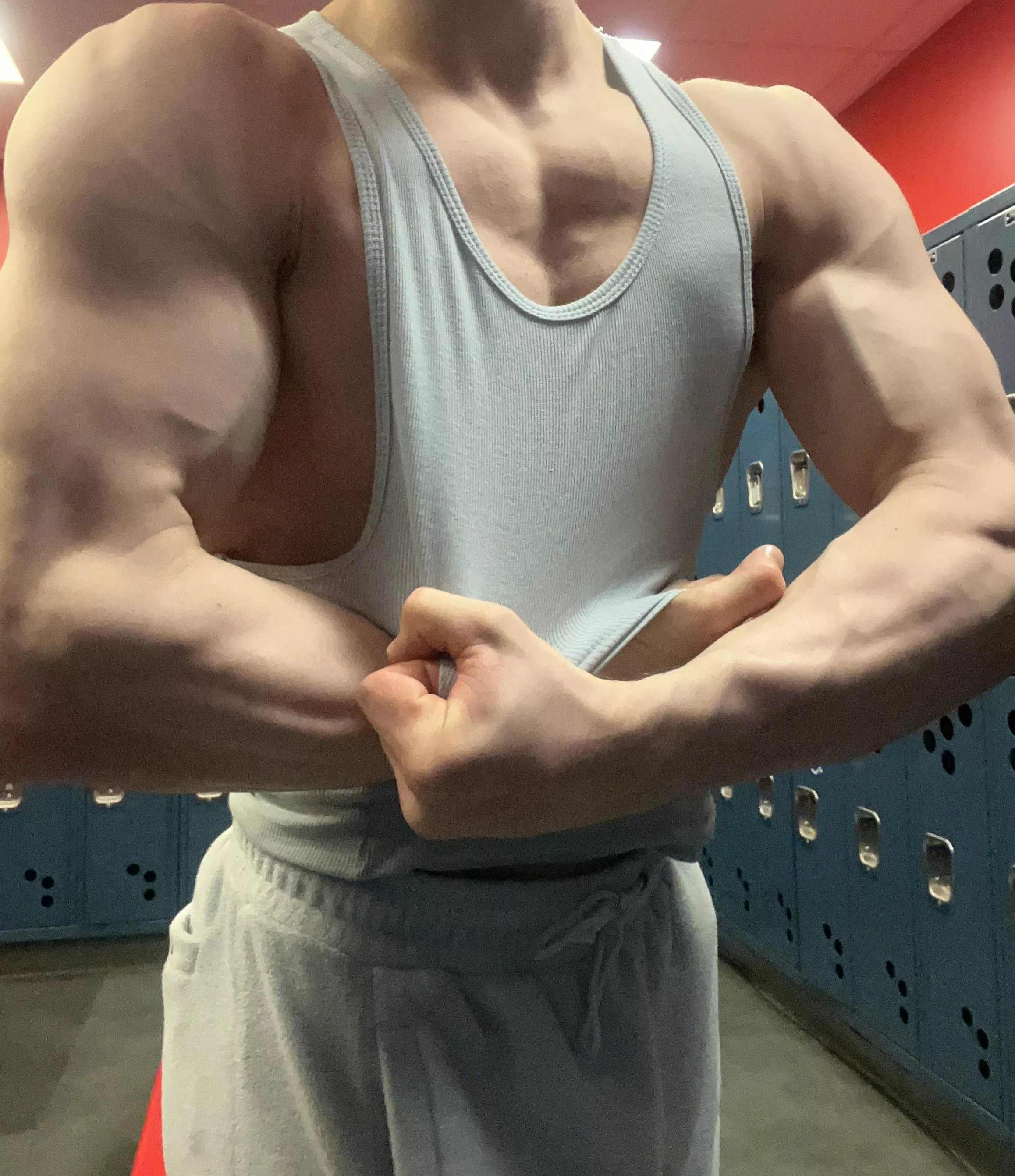 you wanna see more ? 😈📸 posted by RobertDeitz