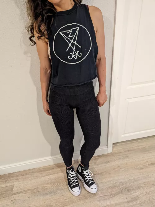 A rare moment where I'm not tied up by Training_of_J