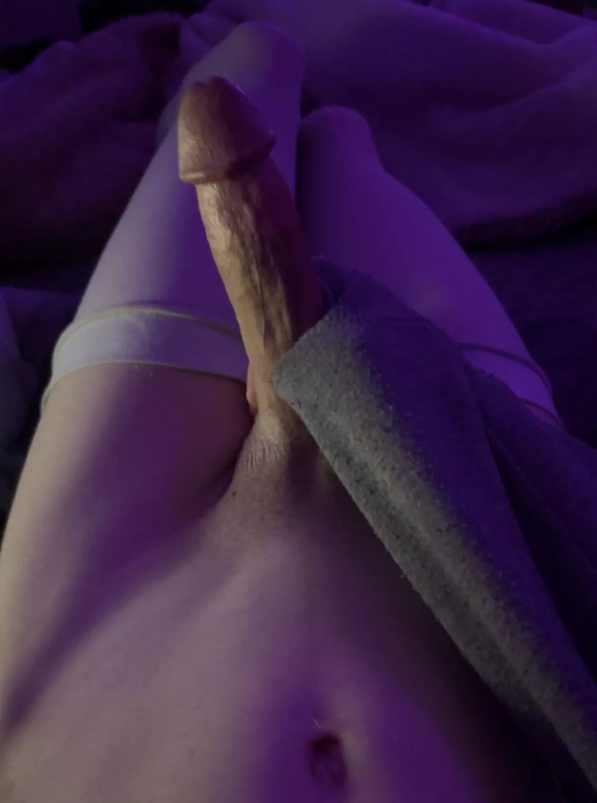 feeling so pretty right now :3 posted by Equivalent_Ad_7456