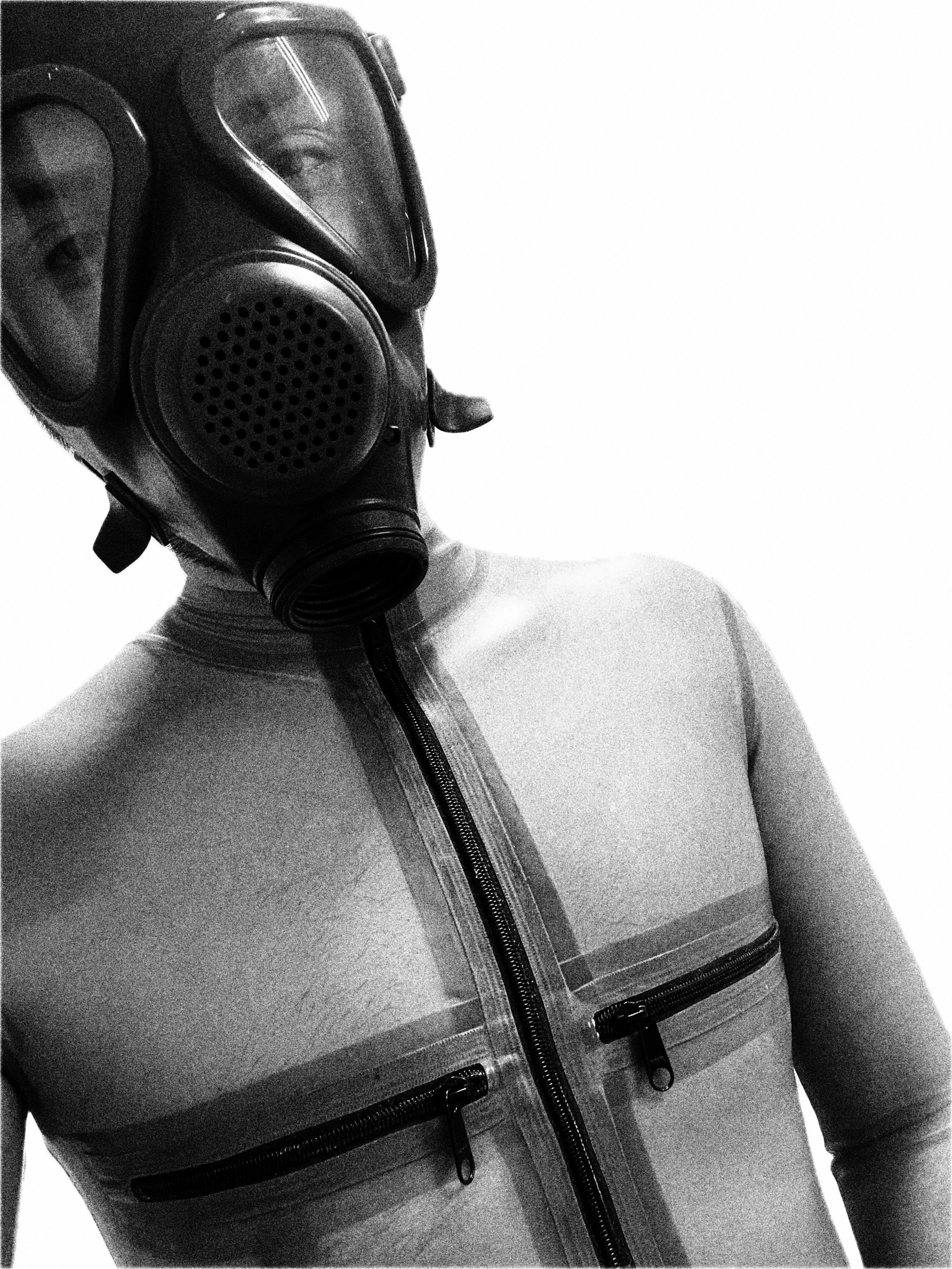 Gasmask and Latex posted by RubberBiker