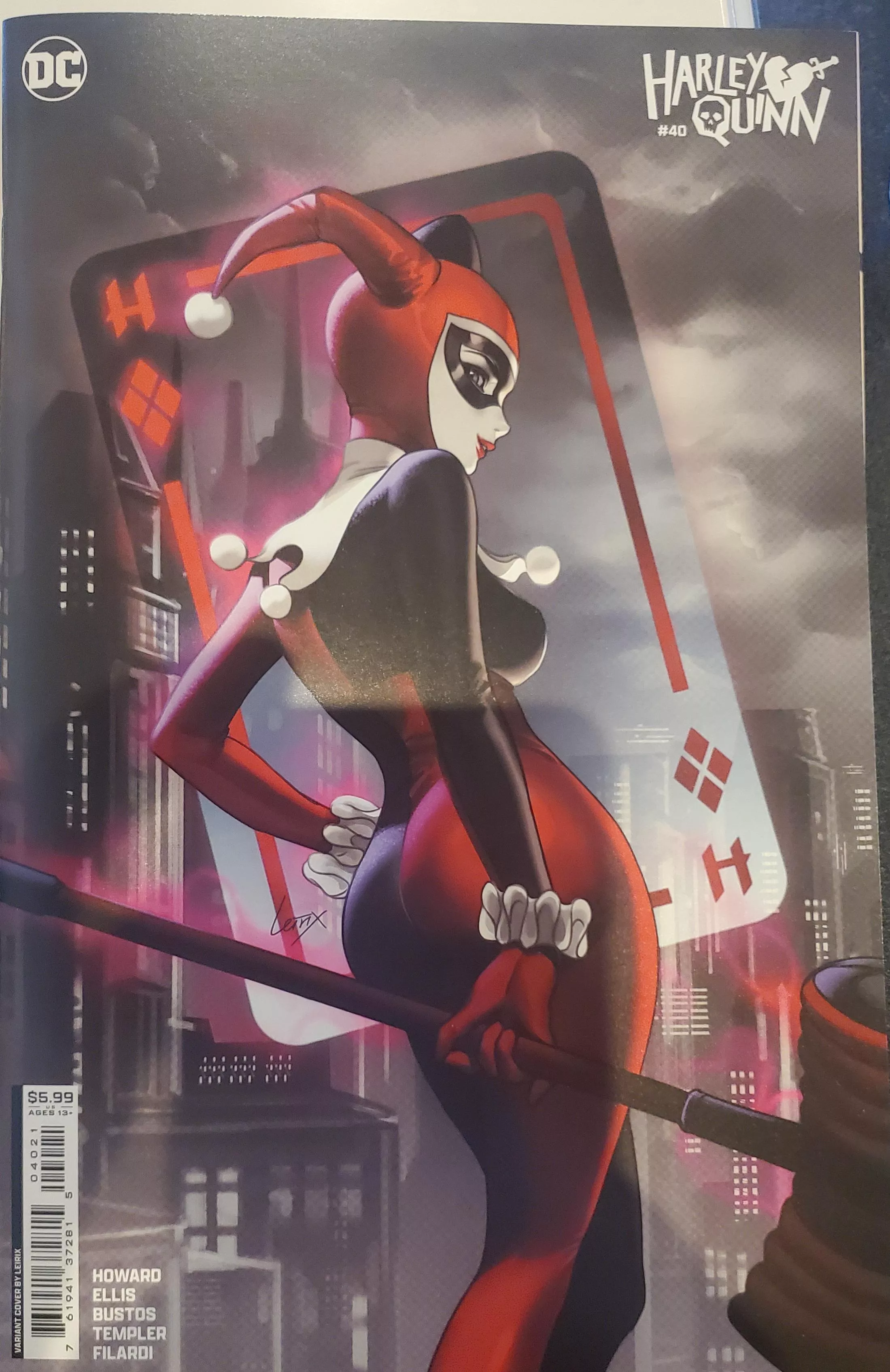 Harley got curves ! [Harley Quinn 40 Leirix variant] posted by Thayerphotos