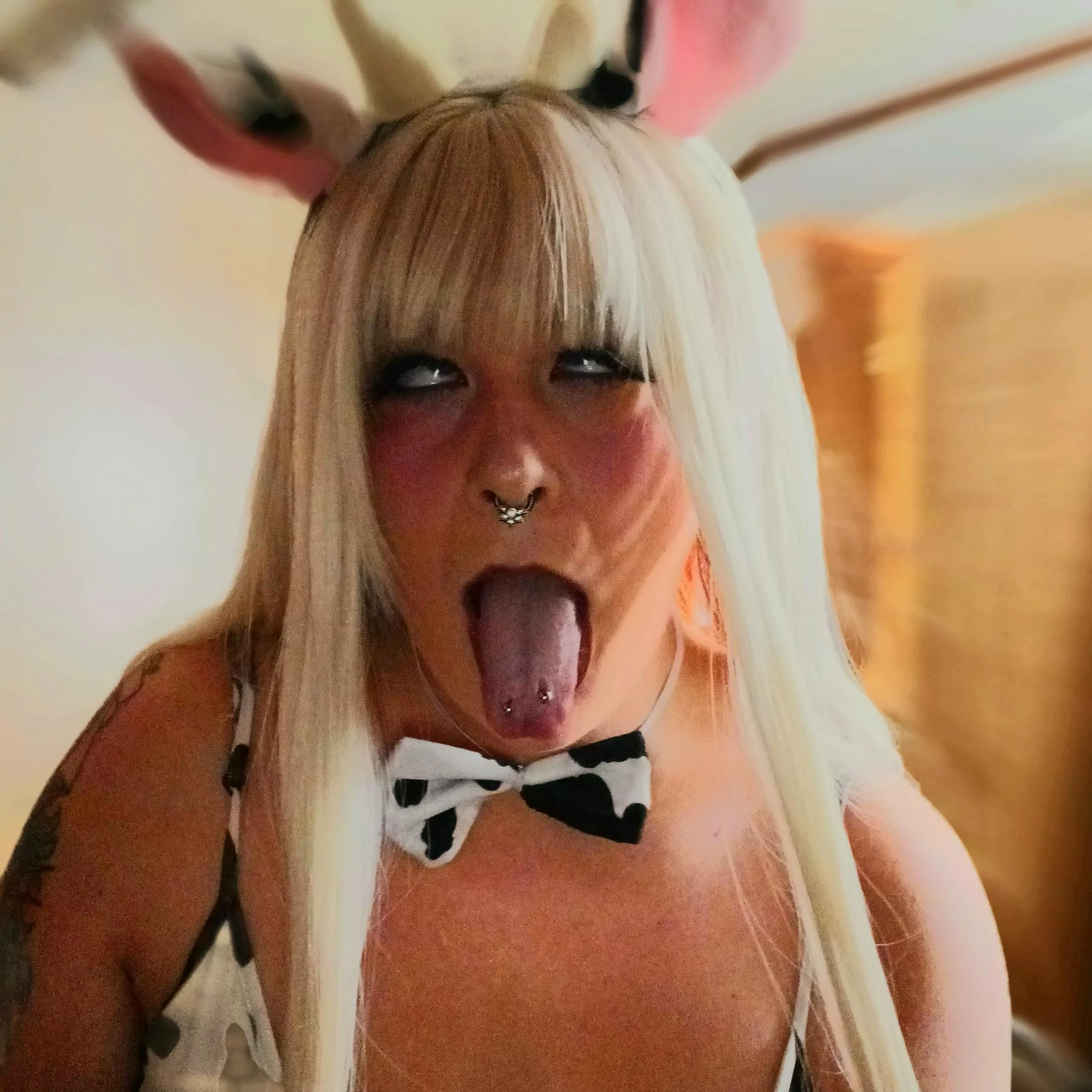 hucow needs a farm hand to help out in the barn posted by KittyPoundcakes