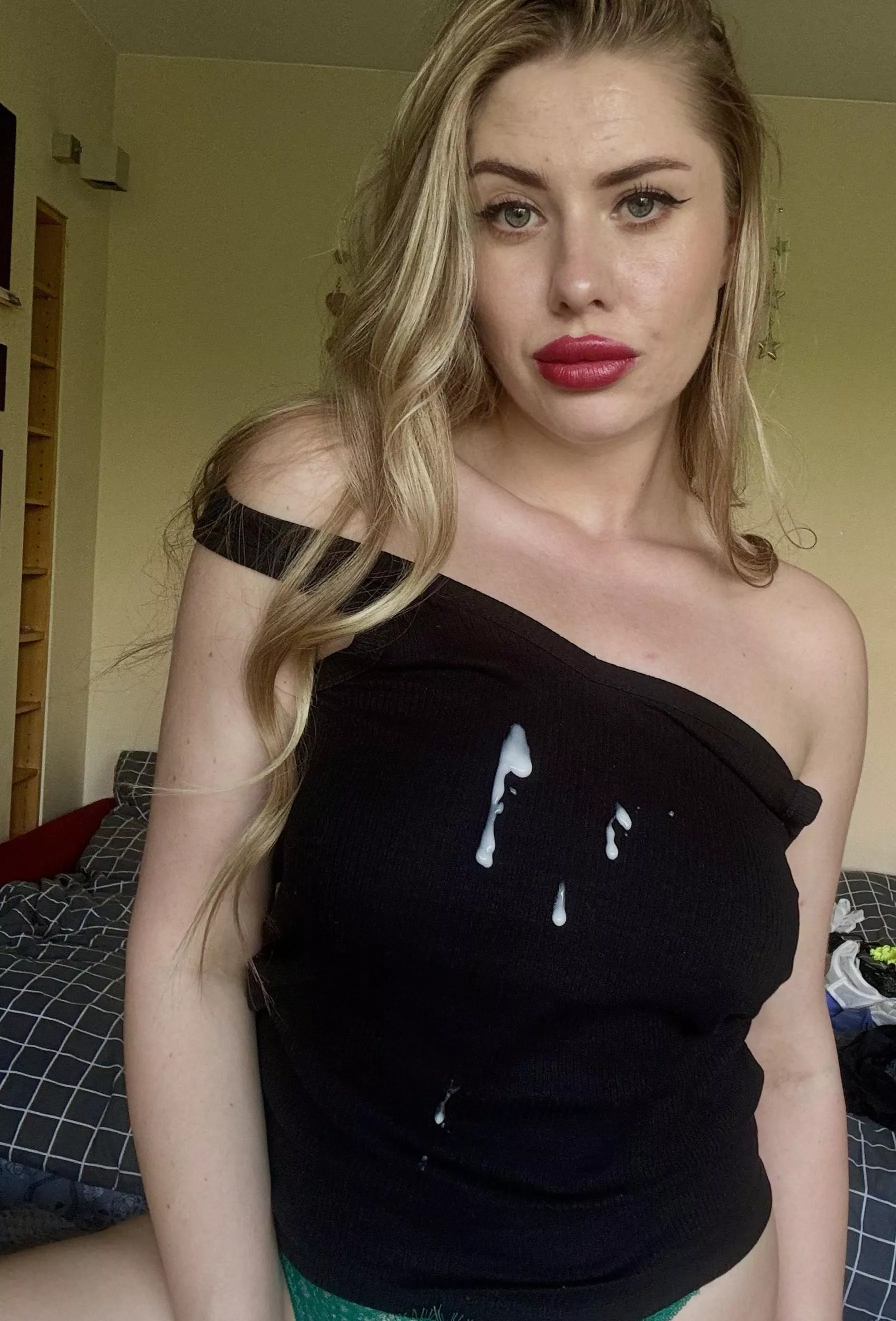 I can't wait to see how you cum all over me posted by ReinhartBaby