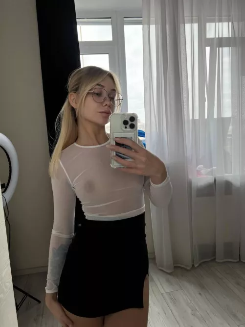 I don't know if there's any point in wearing this blouse at all by Emilyy_innit