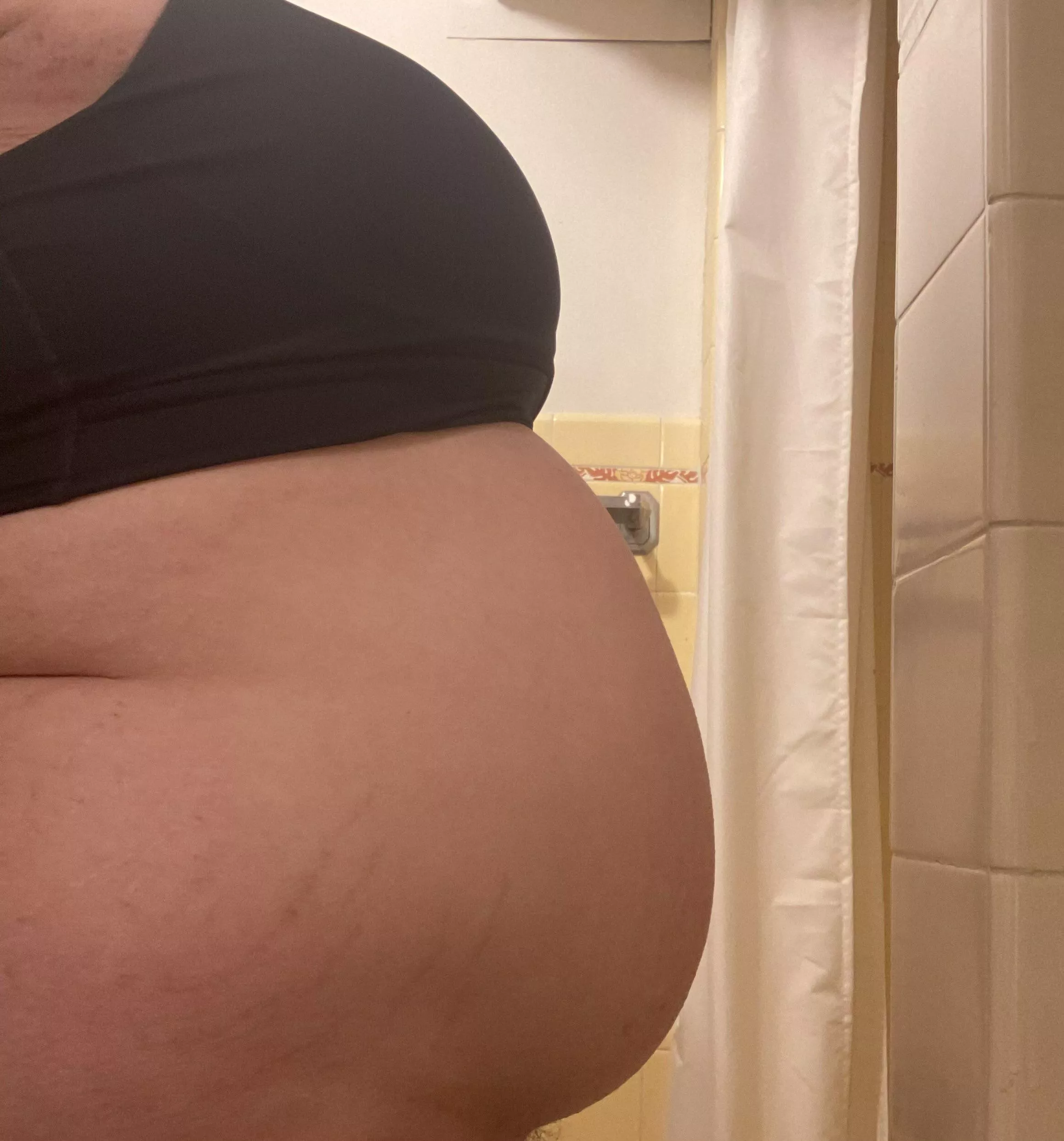 Massive Water Enema posted by Mean_Skirt8390