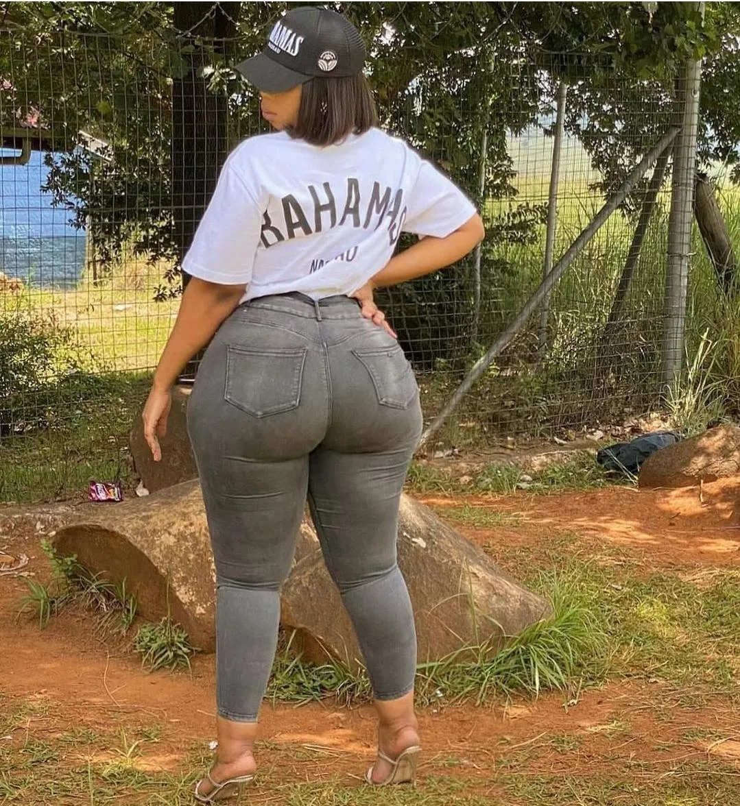 perfect pair of jeans posted by Rizz0nator