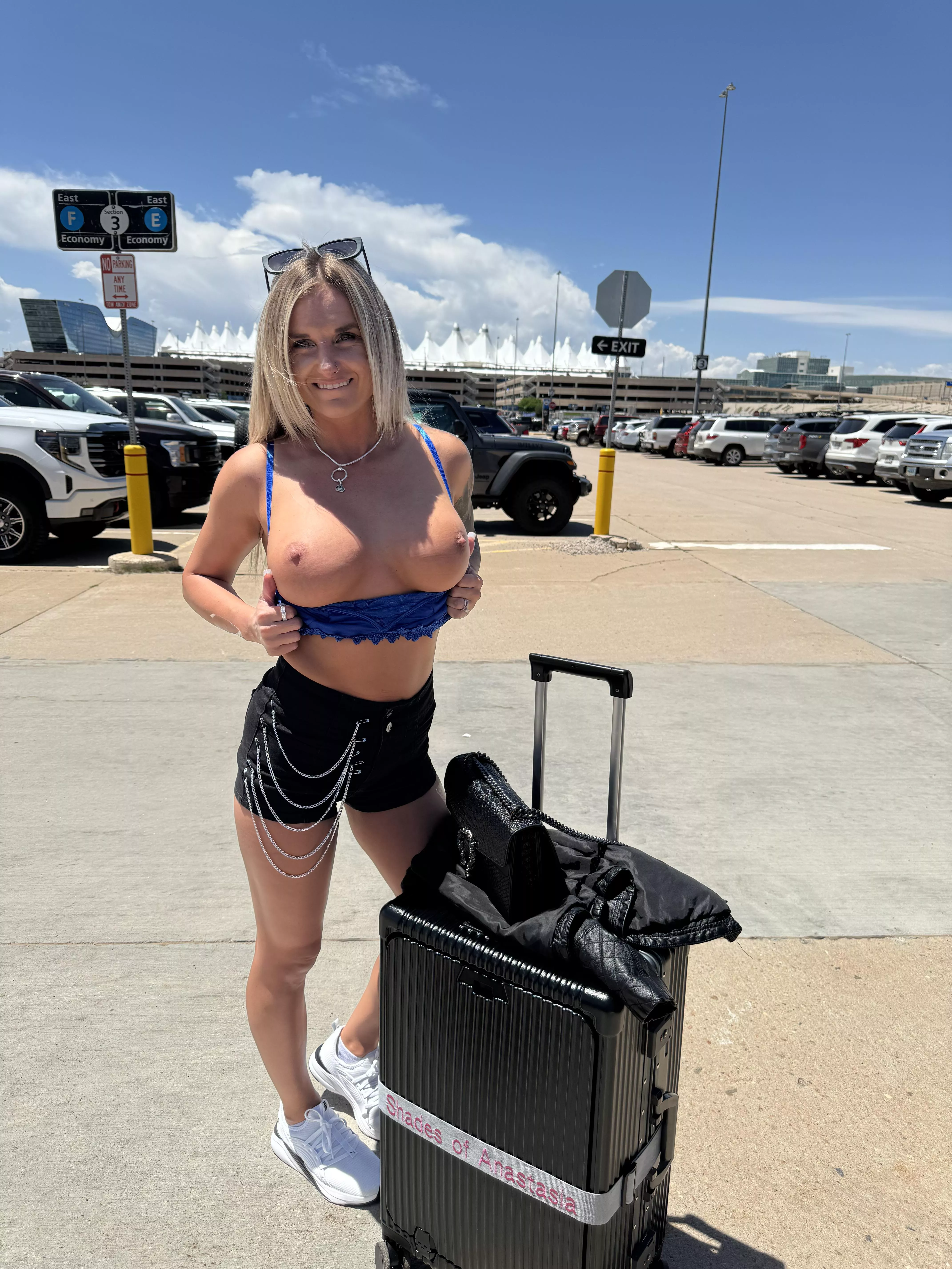 Should I flash on the plane too? posted by ShadesOfAnastasia