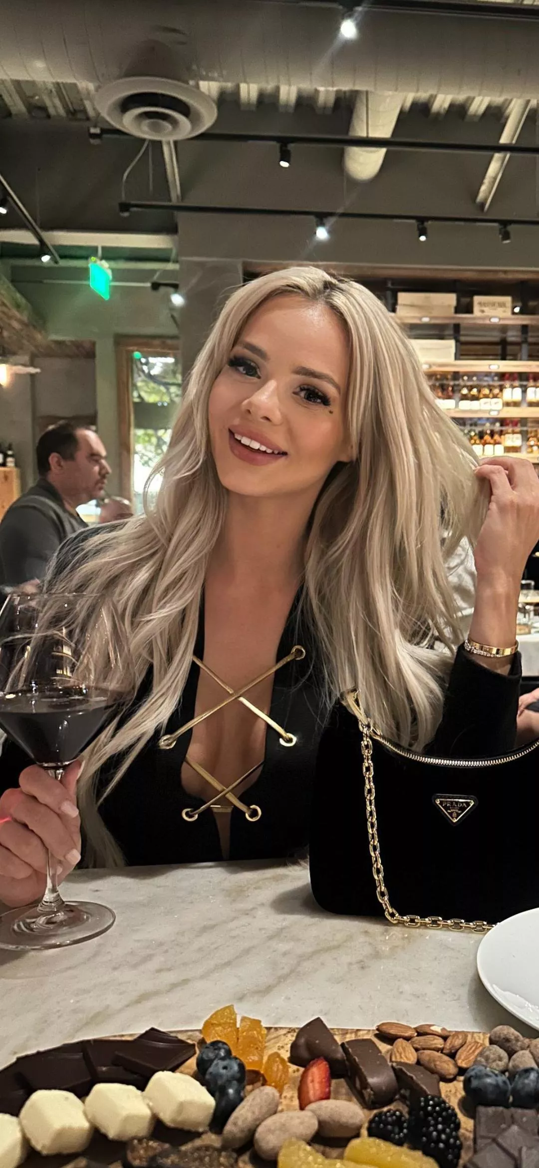 There's Elsa, then everyone else posted by bobp929