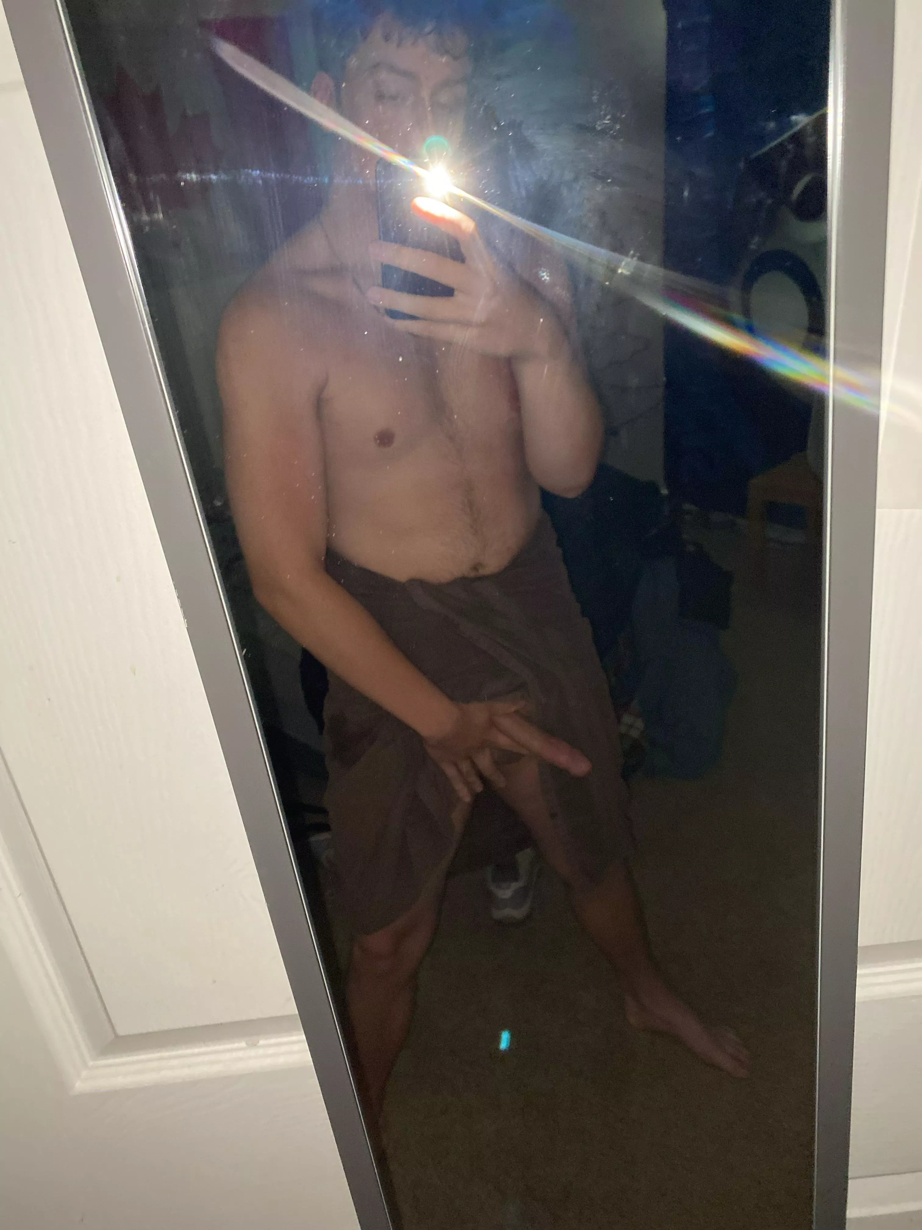 Who like this 18 year old dick posted by Weekly-Review1572