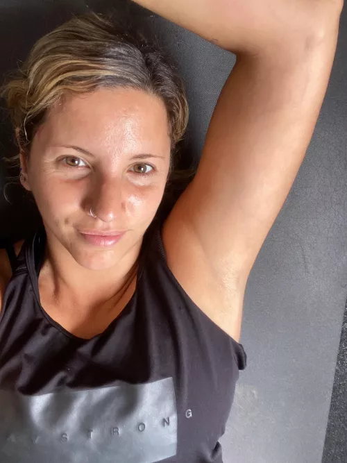 Abs make me sweat a lot by thewarriorprincess23