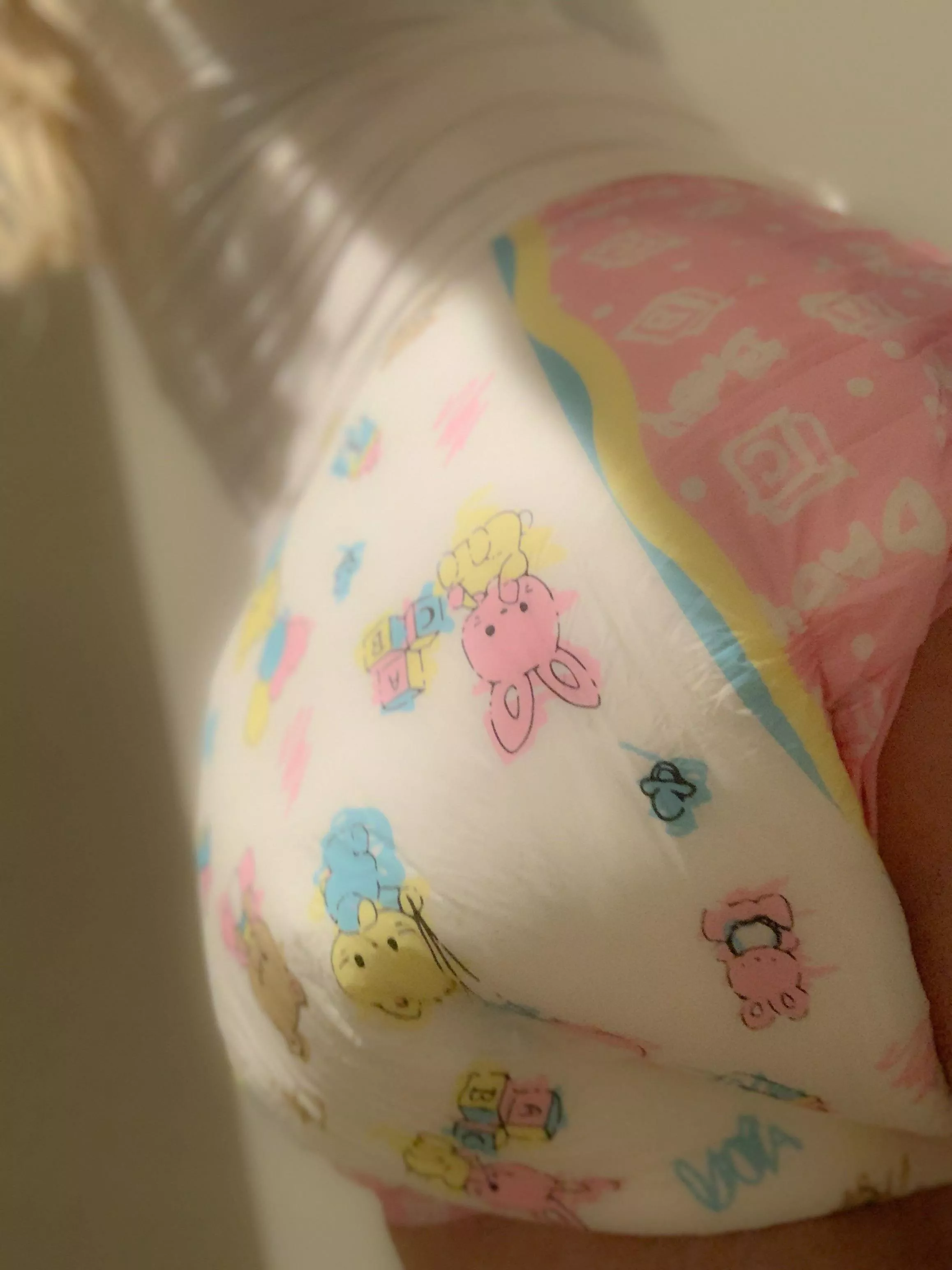 Anyone wanna have a lazy padded Sunday with me? posted by DiaperedJordyn