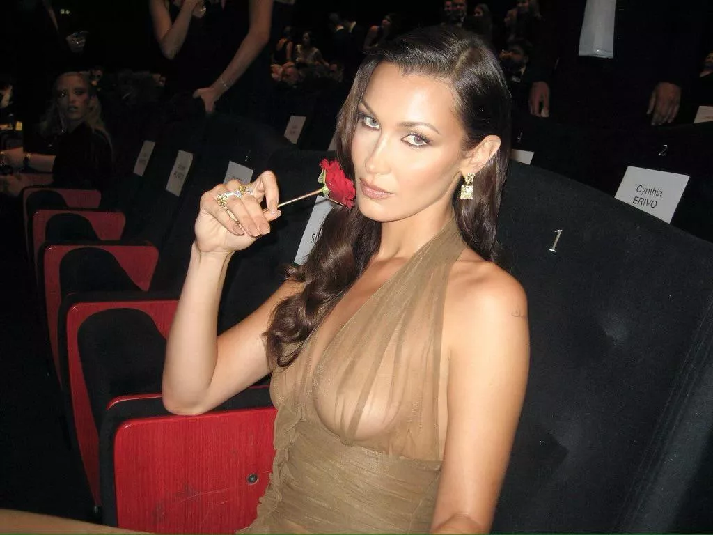 Bella Hadid posted by 1leggedpuppy