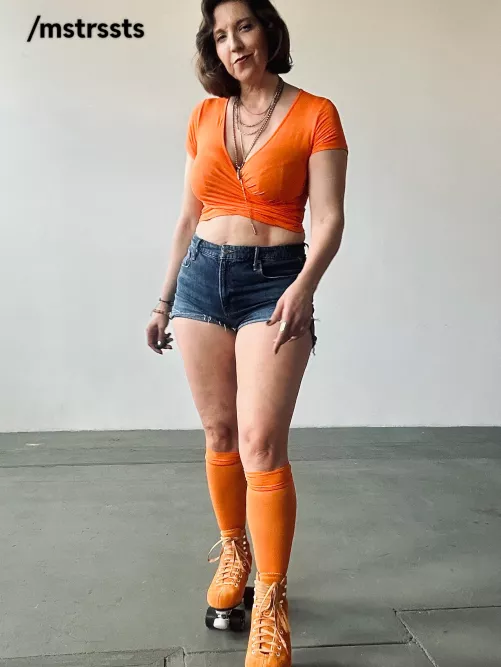 Can I still wear this skating (f48) by mstrssts