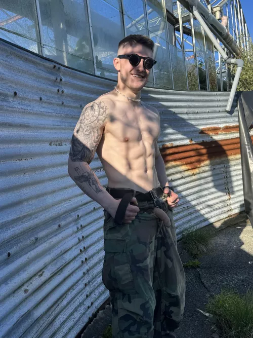 Come with me and you’ll see… my big white cock 😝 by Alarmed-Concert3518